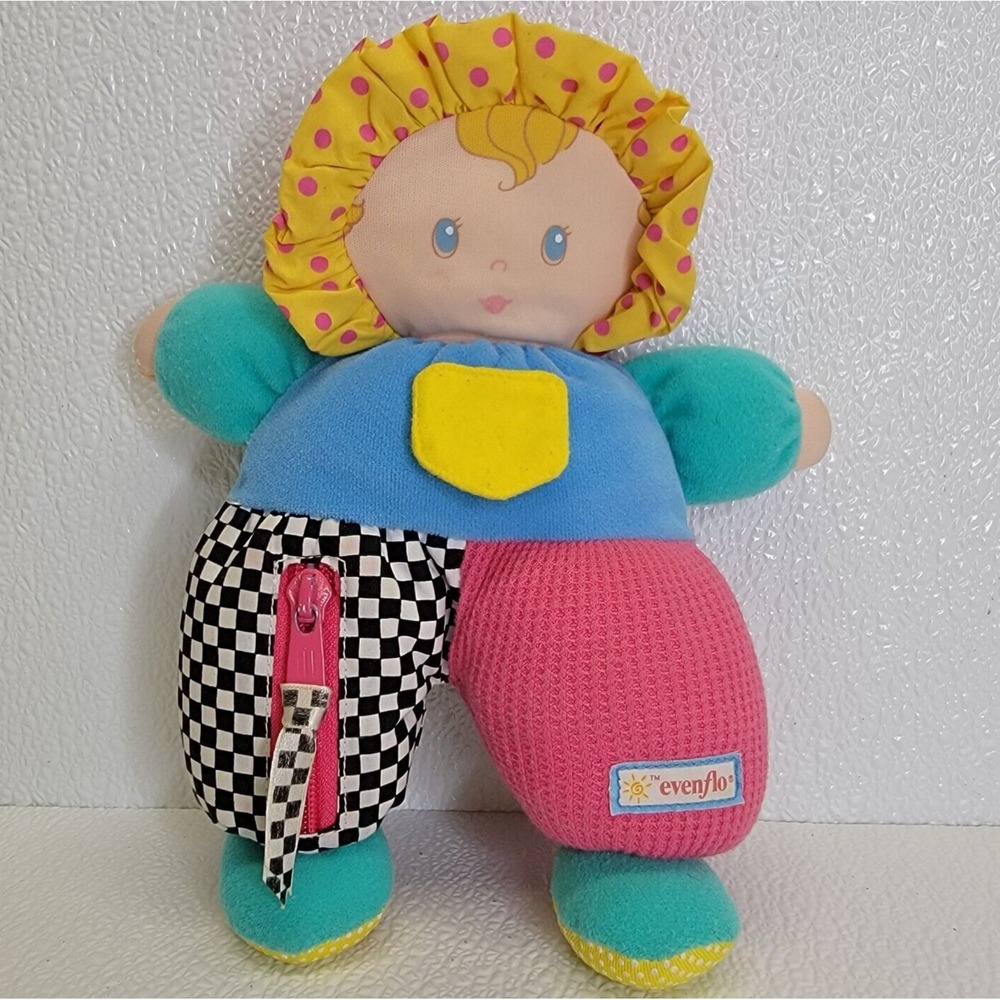 Vintage Evenflo Lisco Girls Toddler Baby Doll Soft Plush Toy Rattle Thermal